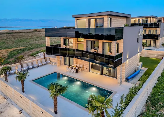 Crowonder Travera 1 With Heated Swimming Pool - Crowonder Luxury Rent Vila Privlaka (Zadar)