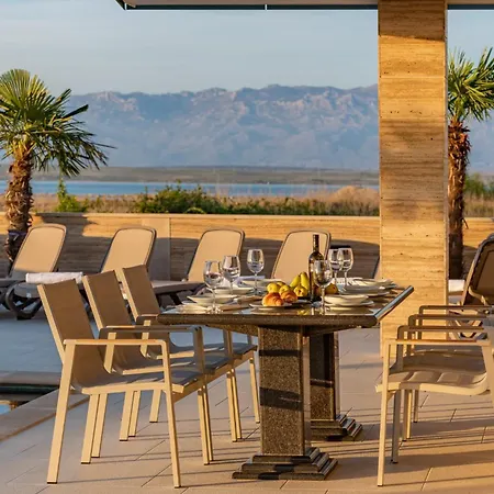 Villa Crowonder Travera 1 With Heated Swimming Pool - Crowonder Luxury Rent Privlaka (Zadar)