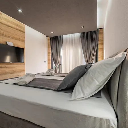 Crowonder Travera 1 With Heated Swimming Pool - Crowonder Luxury Rent Βίλα