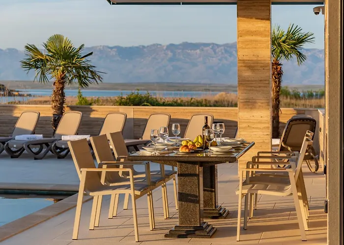 Crowonder Travera 1 With Heated Swimming Pool - Crowonder Luxury Rent Вилла